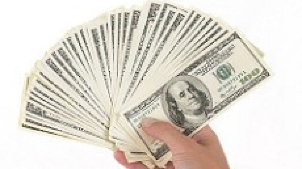  Yauco paga $520 mil por horas extras de empleados municipales que trabajaron durante emergencia por hurac&aacute;n Mar&iacute;a 