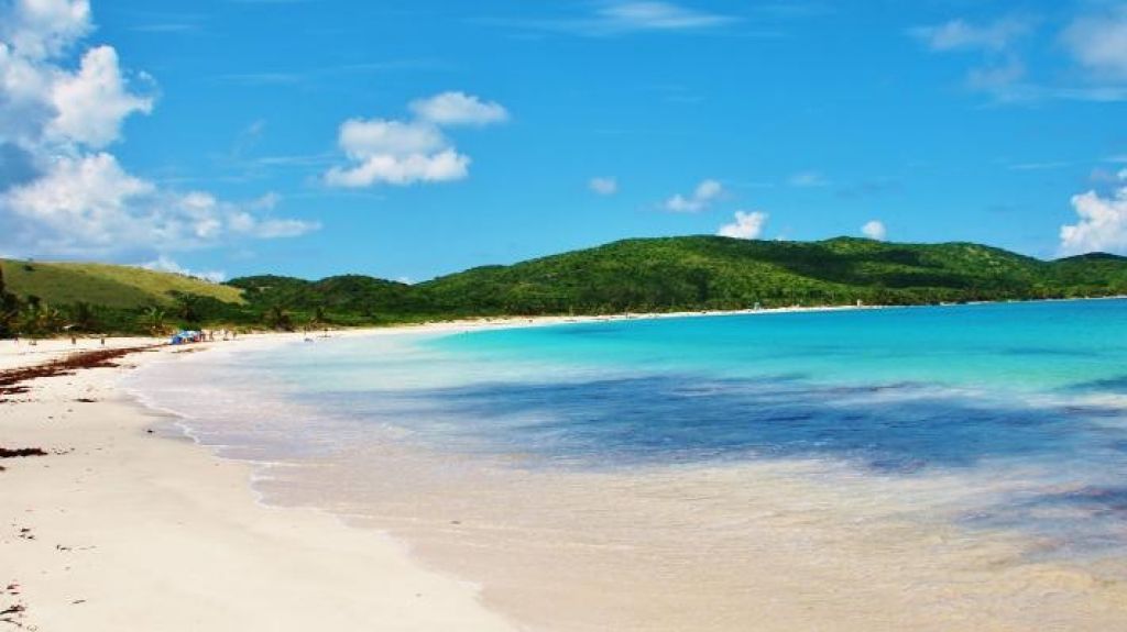  Desde este mi&eacute;rcoles abrir&aacute;n 8 playas en la isla 
