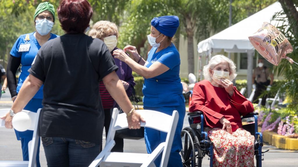  EE.UU. rompe su r&eacute;cord diario de contagios con 45.330 y supera los 2,5 millones de contagios de coronavirus 