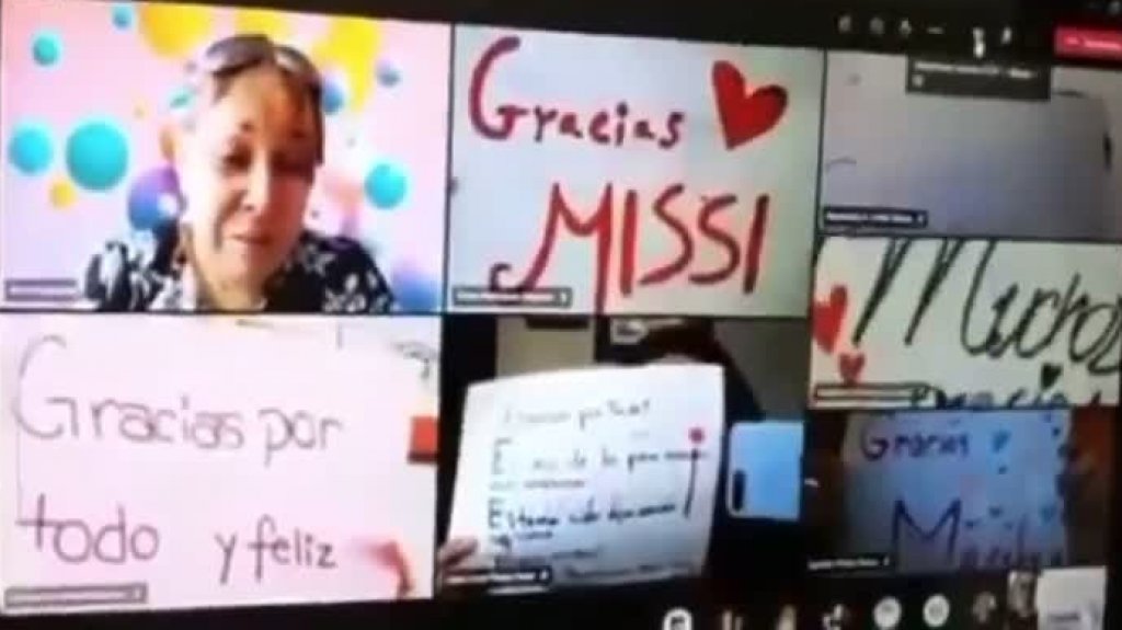  Video: Estudiantes Boricuas hacen llorar a su maestra a través de la computadora 
