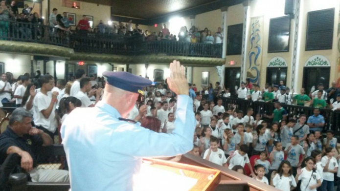 200 niÃ±os comprometidos con la Liga Atletica Policiaca