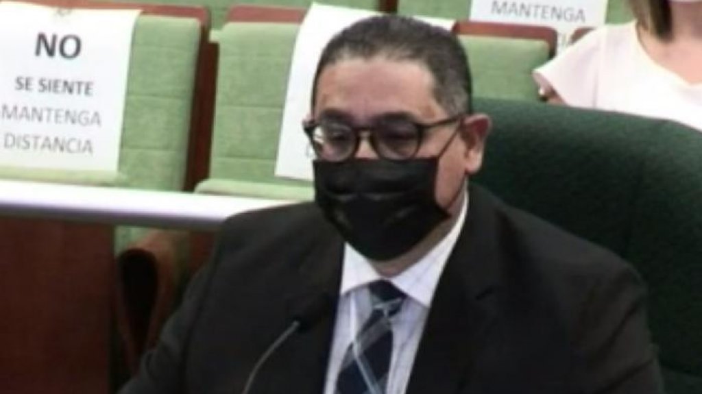  Sigue sin convencer a los representantes Osvaldo Soto para ser contralor 