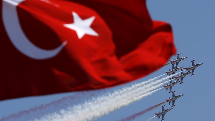 TurquÃ­a declara el alerta mÃ¡xima en su Fuerza AÃ©rea