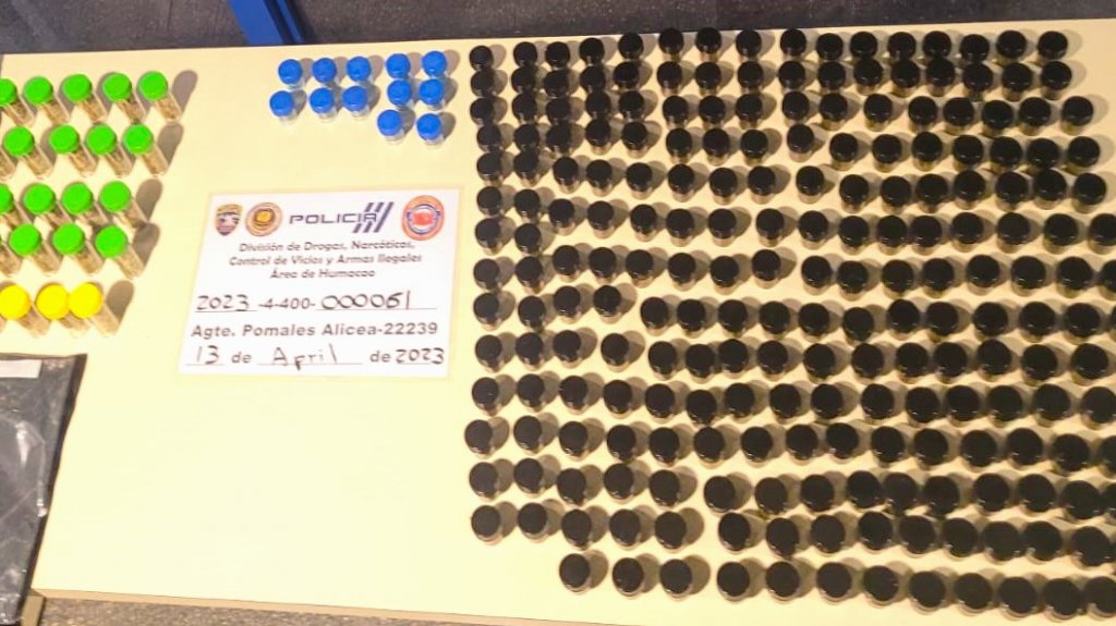  Dos arrestados en Naguabo con m&aacute;s de 200 Copos de marihuana 