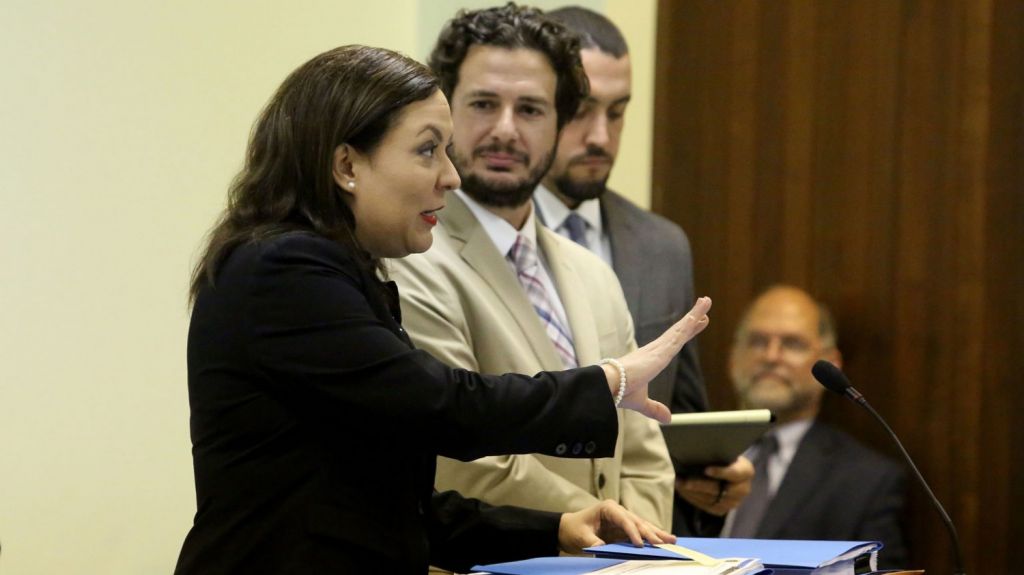  En sobre sellado y guardado en una b&oacute;veda del Tribunal, el informe sobre el almac&eacute;n de suministros en Ponce 