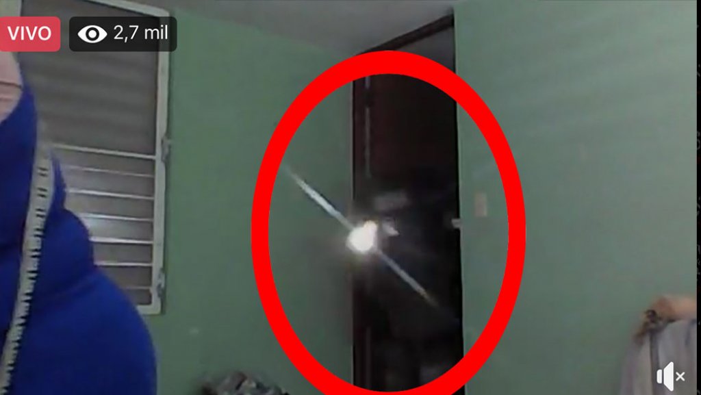  Mujer en Ponce transmite en vivo, mientras negociaba con la polic&iacute;a para entregarse luego de agredir a su vecina 
