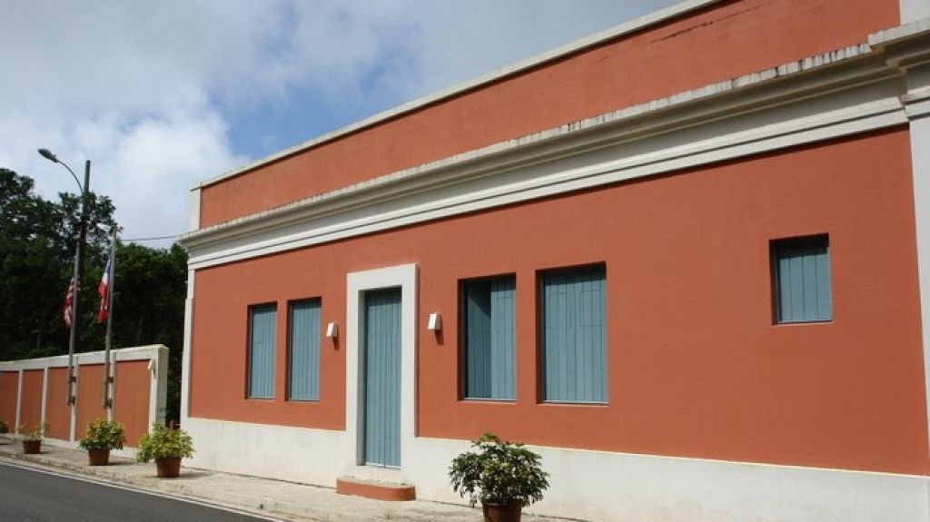  Vecinos protestan cerca casa gobernador en J&aacute;jome por falta de luz 