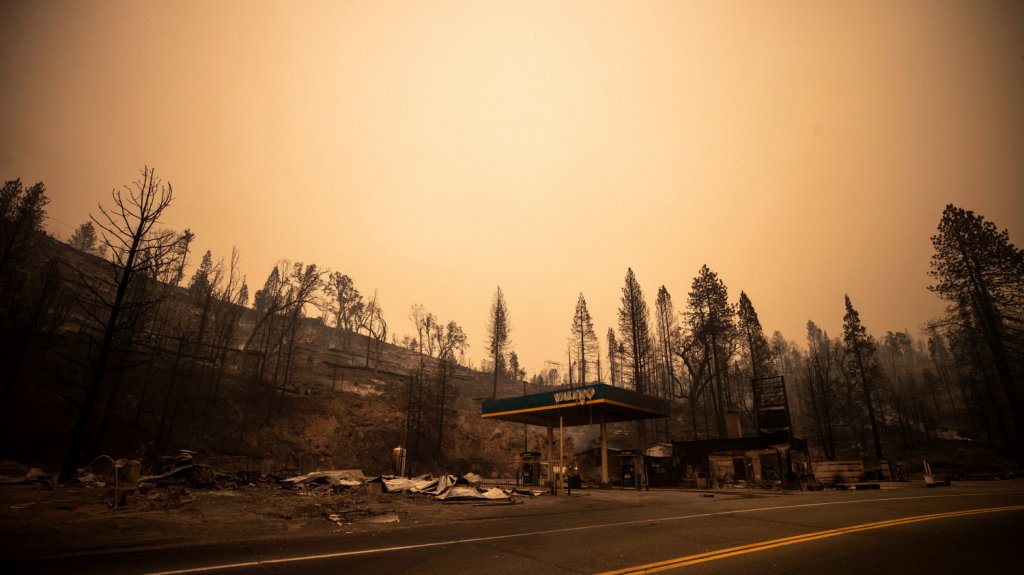  Video: El humo y la niebla cubren San Francisco de un cielo naranja apocal&iacute;ptico 