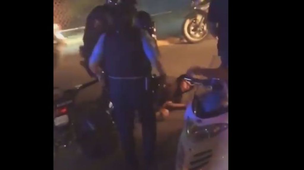  En video uno de los arrestos durante la corrida de el &ldquo;El Rey Charlie&rdquo; anoche en San Juan 