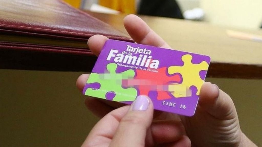 Anuncian adelanto de los cupones a sobre 143 mil familias 