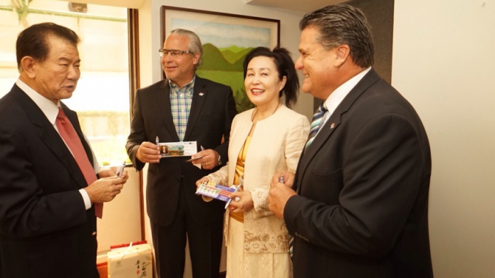 Vassallo  expone propuestas para el 2015
en reuniÃ³n con grupo de inversionistas de Asia Oriental
