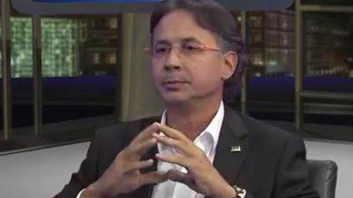 Cargos contra ex-vicepresidente Junta AEE por fraude con contratos de energÃ­a renovable