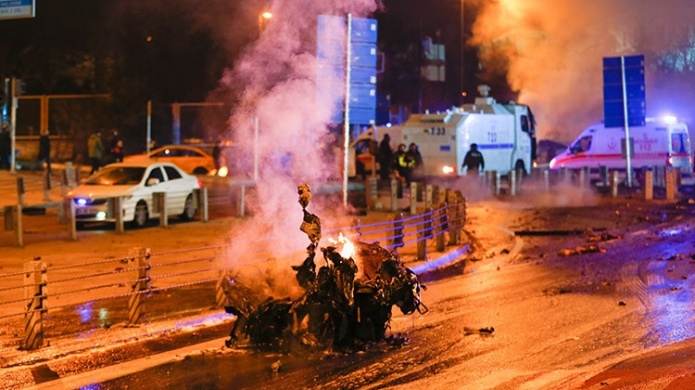 Dos fuertes explosiones sacuden el centro de Estambul