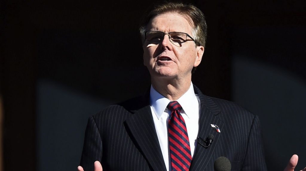  Senador texano Uresti declarado culpable con libertad bajo fianza por fraude 