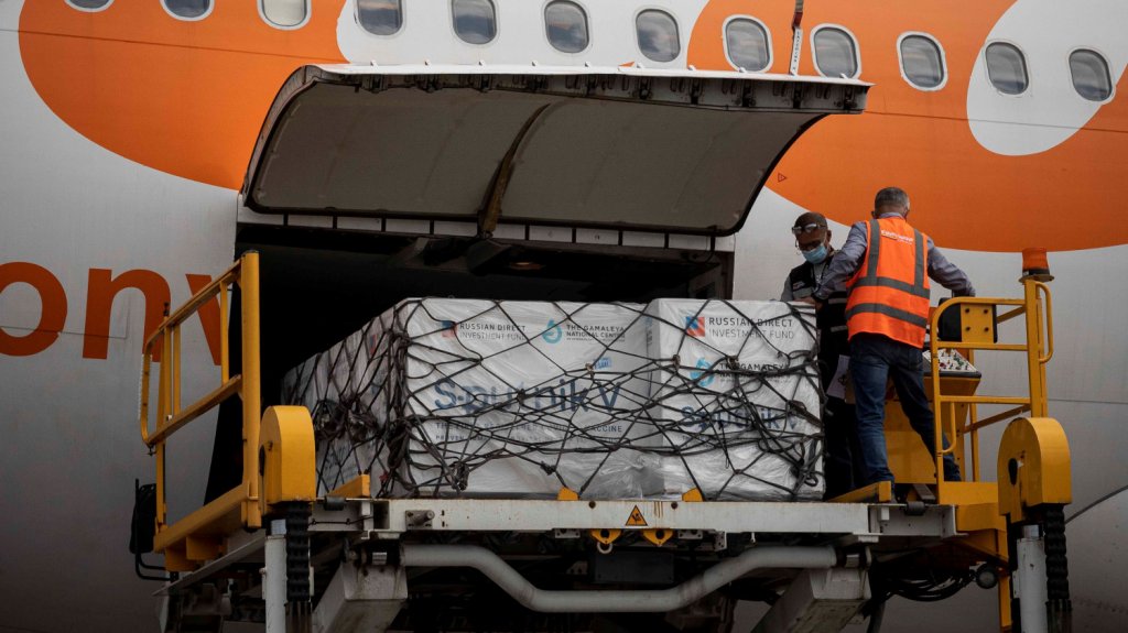  Llega a Venezuela otro lote de 80.000 vacunas contra el covid-19 