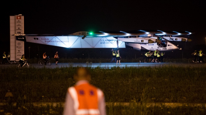 El mal tiempo obliga al Solar Impulse a aterrizar en JapÃ³n