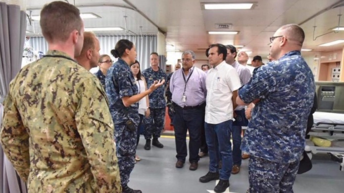 Video: Gobernador visita el impresionante barco hospital USNS Comfort