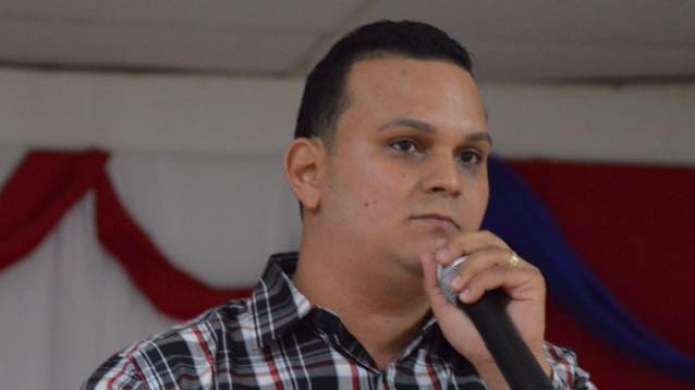 Aspirante a la AlcaldÃ­a de ManatÃ­ por el PPD apoya Movimiento Ciudadano Pro- Familia