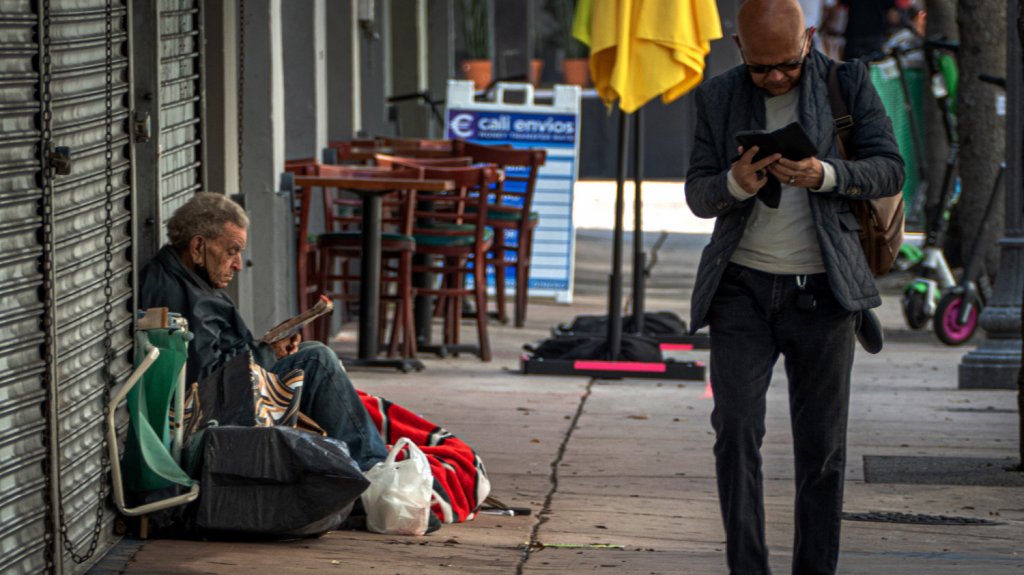  Reportes confirman desproporcionado aumento de desamparo entre latinos en EEUU 