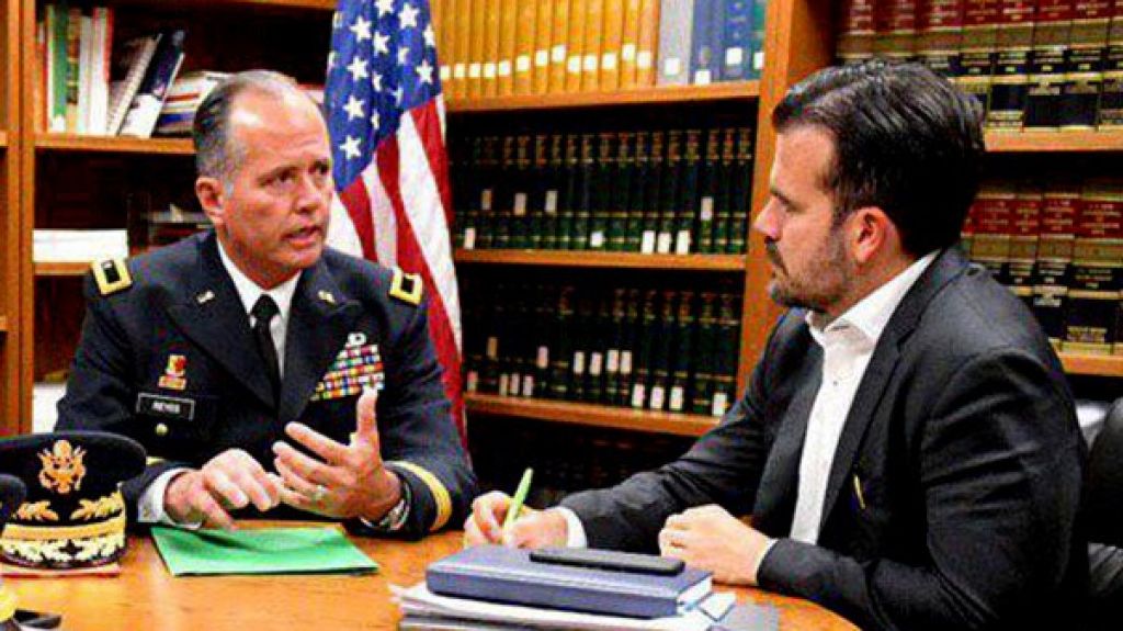  Gobernador y Ayudante General se re&uacute;nen con liderato de la Fuerza A&eacute;rea 