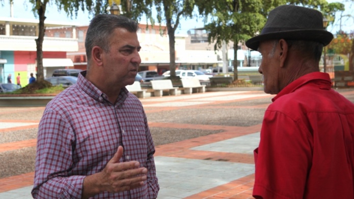 Vega Alta promueve desalojo a refugios y habilita sala de emergencia