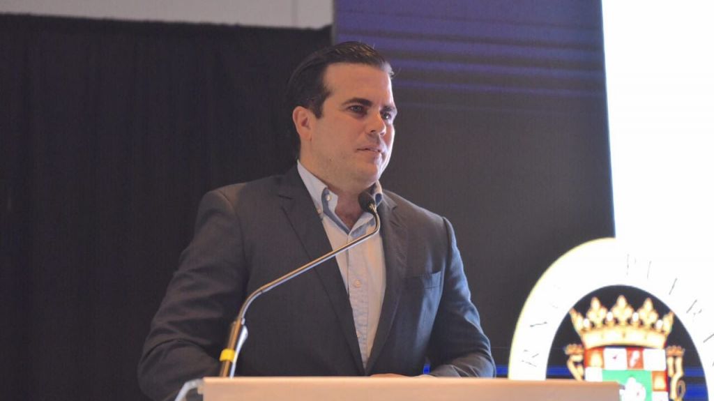 El gobernador califica de "inconsistencia" medida del Congreso de EEUU de impuesto de 20% sobre importaciones de productos de la Isla