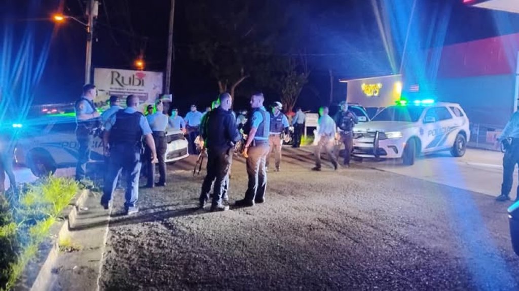  Varios arrestados en Moca luego de una intervenci&oacute;n de los municipales con un &ldquo;Titerito&rdquo; en Motora 