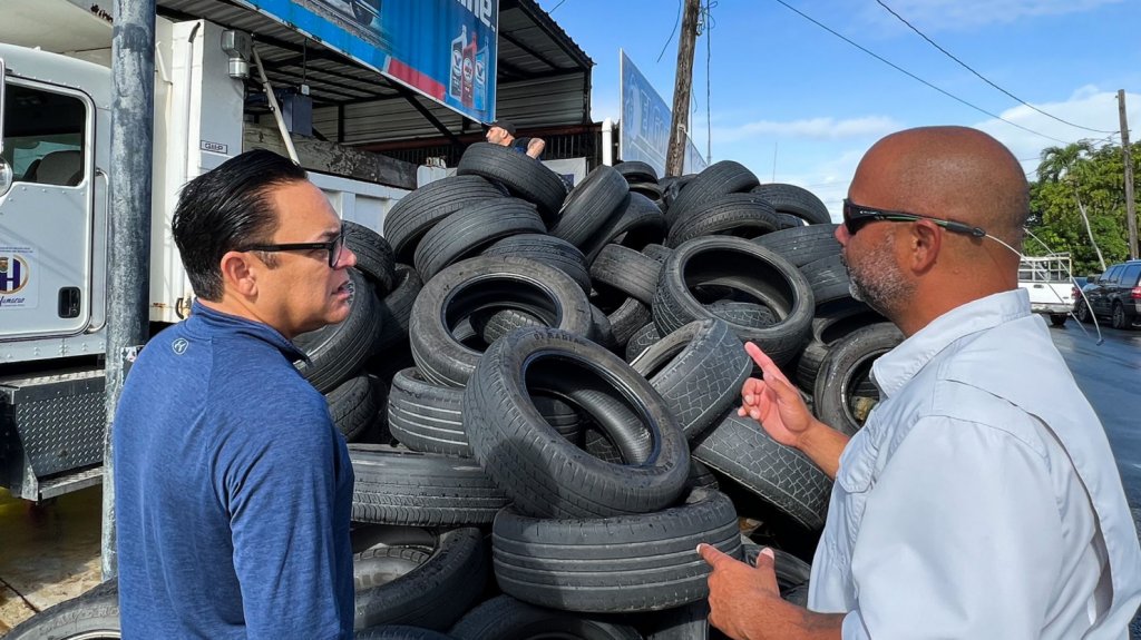  Municipio de Humacao inicia plan de recogido de neum&aacute;ticos 