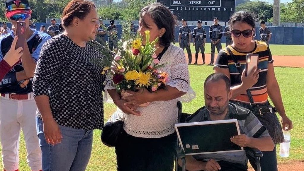  Bautizar&aacute;n parque de pelota de Aguadilla con el nombre de joven fallecido en accidente de tr&aacute;nsito 