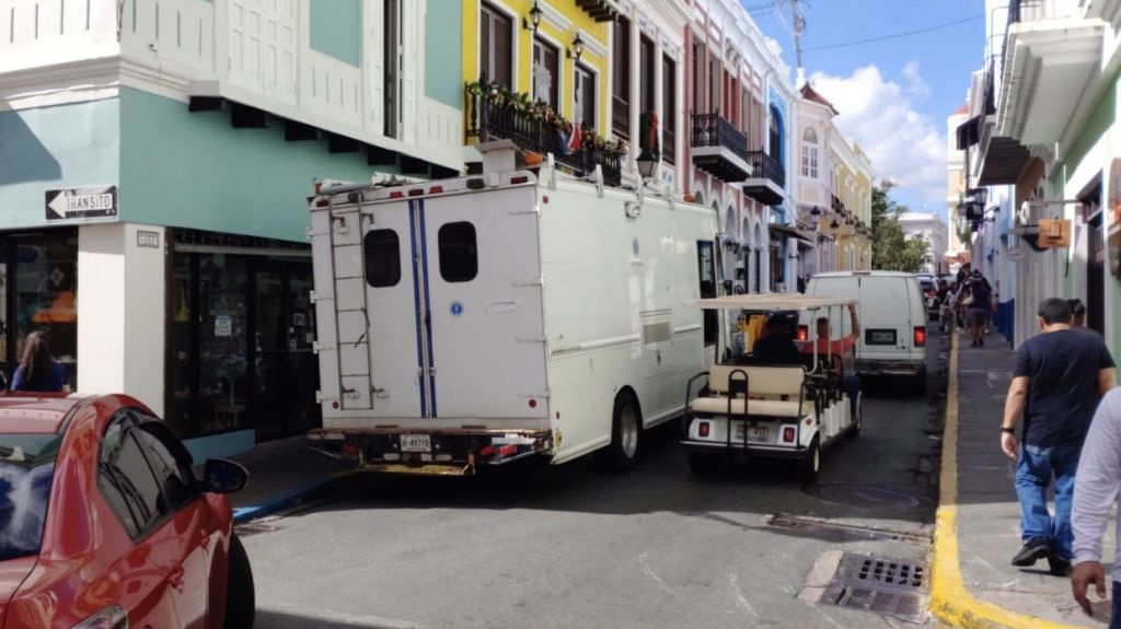  Sale L&oacute;pez Le&oacute;n en defensa de comerciantes y residentes del Viejo San Juan ante acciones de la AEE 