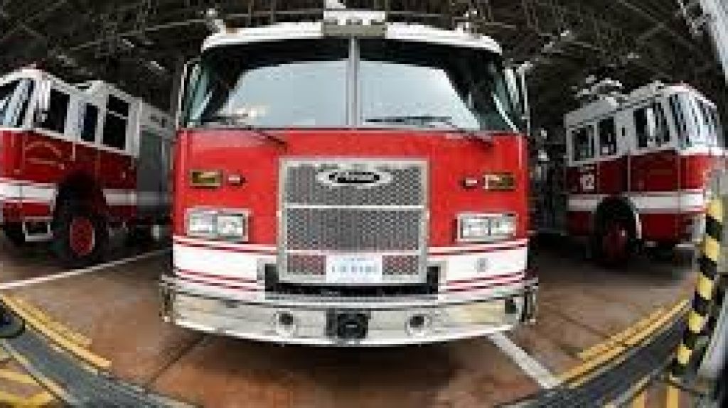  Piden camiones de Bomberos puedan echar gasolina en m&aacute;s estaciones en Orocovis 