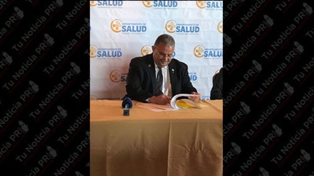  Salud firma acuerdo con ASES para ampliar beneficios a pacientes que viven con VIH 