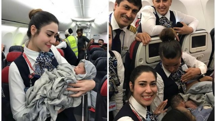 Nace un bebe en pleno vuelo con ayuda de azafatas 