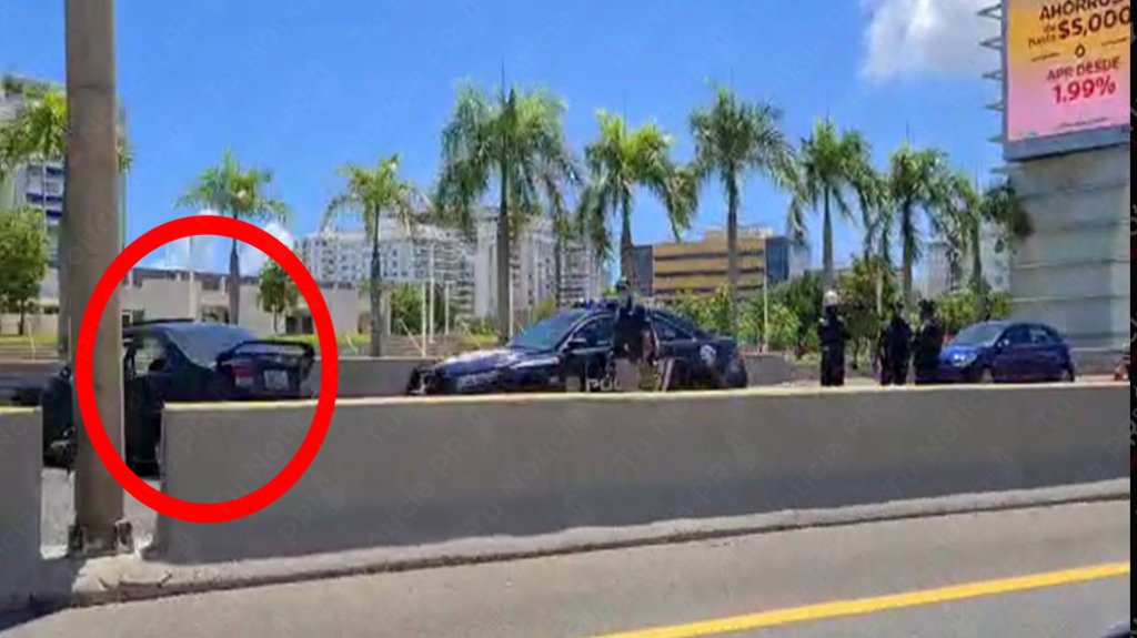  Video: Mega Tap&oacute;n en la Baldorioty por accidente de auto con heridos 