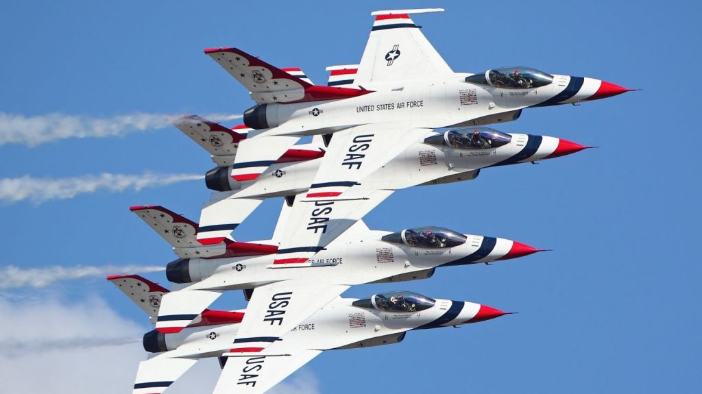  Muere piloto de los&nbsp;Thunderbird&nbsp;de la Fuerza A&eacute;rea de EE.UU. al estrellarse su avi&oacute;n F-16 Fighting Falcon 