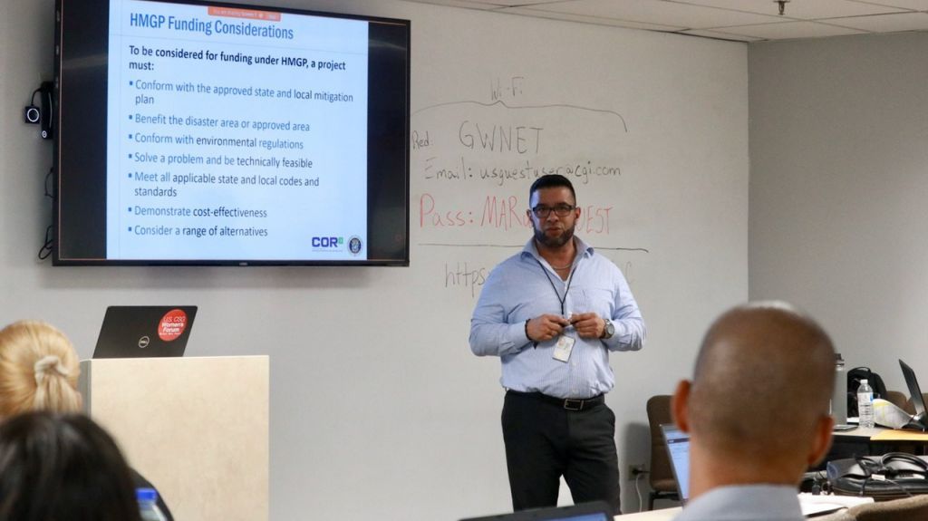  COR3 informa sobre talleres para la preparaci&oacute;n de solicitudes del programa de subvenciones para la mitigaci&oacute;n de riesgos 