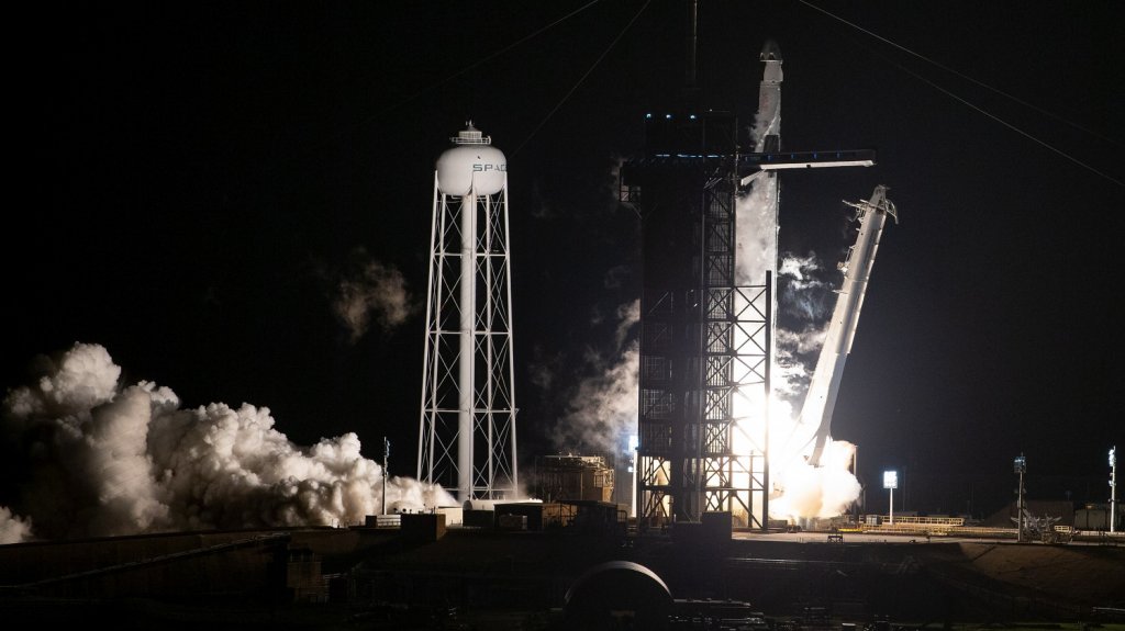  SpaceX lanza un sat&eacute;lite turco de comunicaciones en su primera misi&oacute;n de 2021 