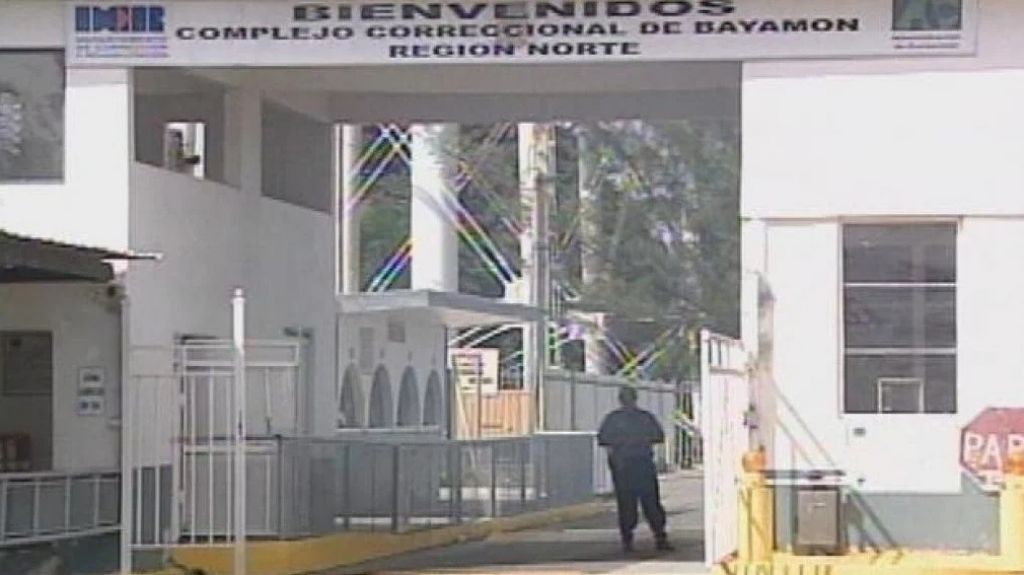  Tap&oacute;n &aacute;rea c&aacute;rcel de Bayam&oacute;n por protesta tras muerte de confinado 