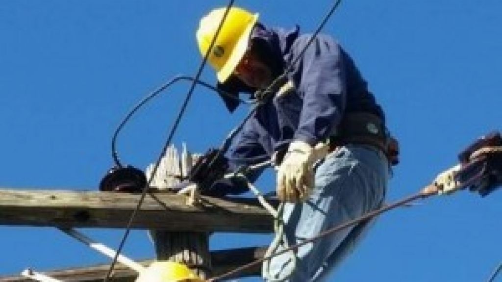  Jos&eacute; Ortiz vuelve a dejar plantao&rsquo;s a los celadores seg&uacute;n la UTIER 