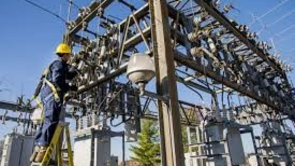  AEE asegura solo falta 7.33% por energizar a casi seis meses de Mar&iacute;a 