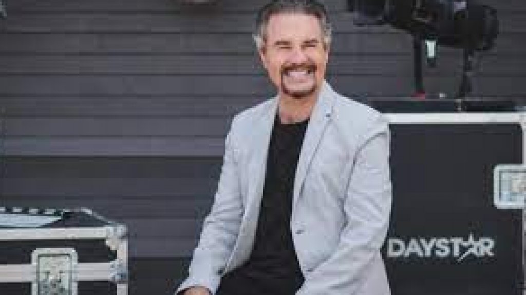  Fallece por Covid-19 locutor cristiano que hac&iacute;a campa&ntilde;as antivacunas en su canal de TV 