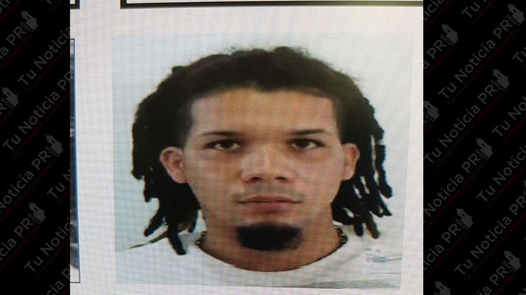  Arrestan con un rifle a uno de los m&aacute;s Buscados del &aacute;rea de San Juan 