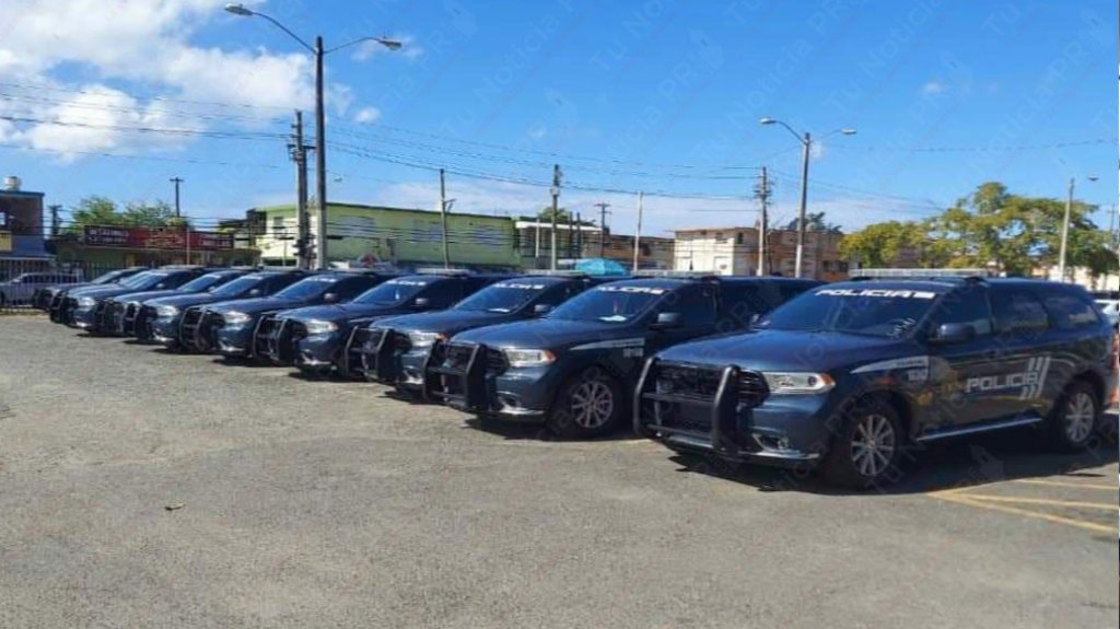  Entregan nuevas patrullas a la polic&iacute;a 