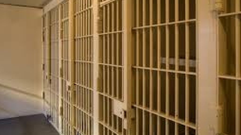  Radican cargos contra hombre que rob&oacute; en restaurantes de comida r&aacute;pida en Bayam&oacute;n 