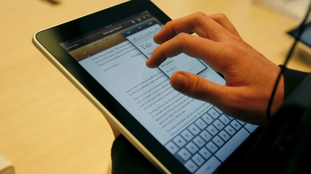  Trump renueva por 6 a&ntilde;os el programa de espionaje a extranjeros en Internet 