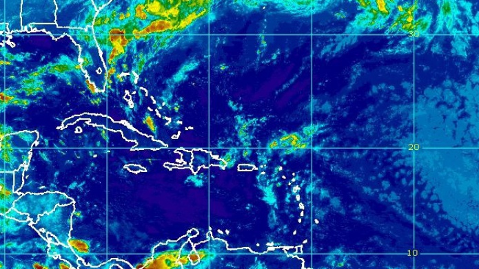 DÃ©bil Onda Tropical pasa por nuestra zona...