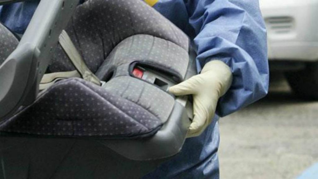  Quieren obligar a los padres a tener una certificaci&oacute;n de uso correcto de asientos protectores de menores hasta los 9 a&ntilde;os 