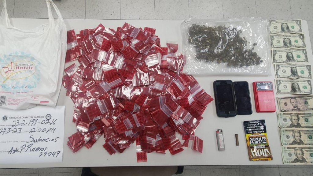  Los detienen por no usar el cintur&oacute;n de seguridad y salen arrestados por poseer marihuana en Hatillo 