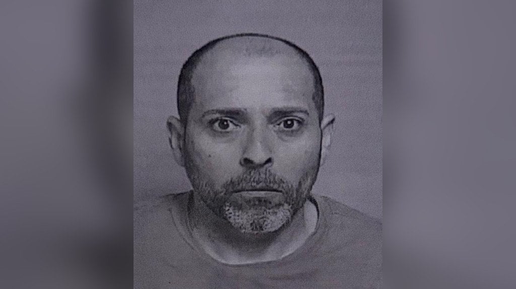  Intent&oacute; cambiar cheque falso y termin&oacute; arrestado en Guaynabo 