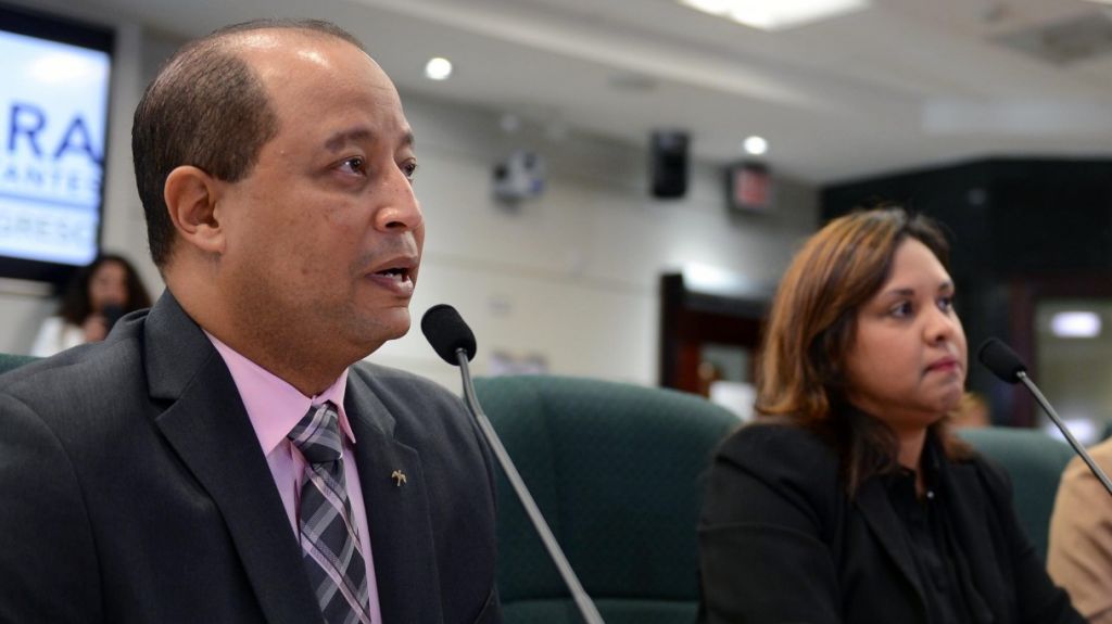  Sin resolver controversia sobre instalaciones de rociadores en hogares de envejecientes 